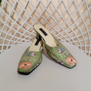 Vintage Vivan Flower Embroidered Green Mule Heels